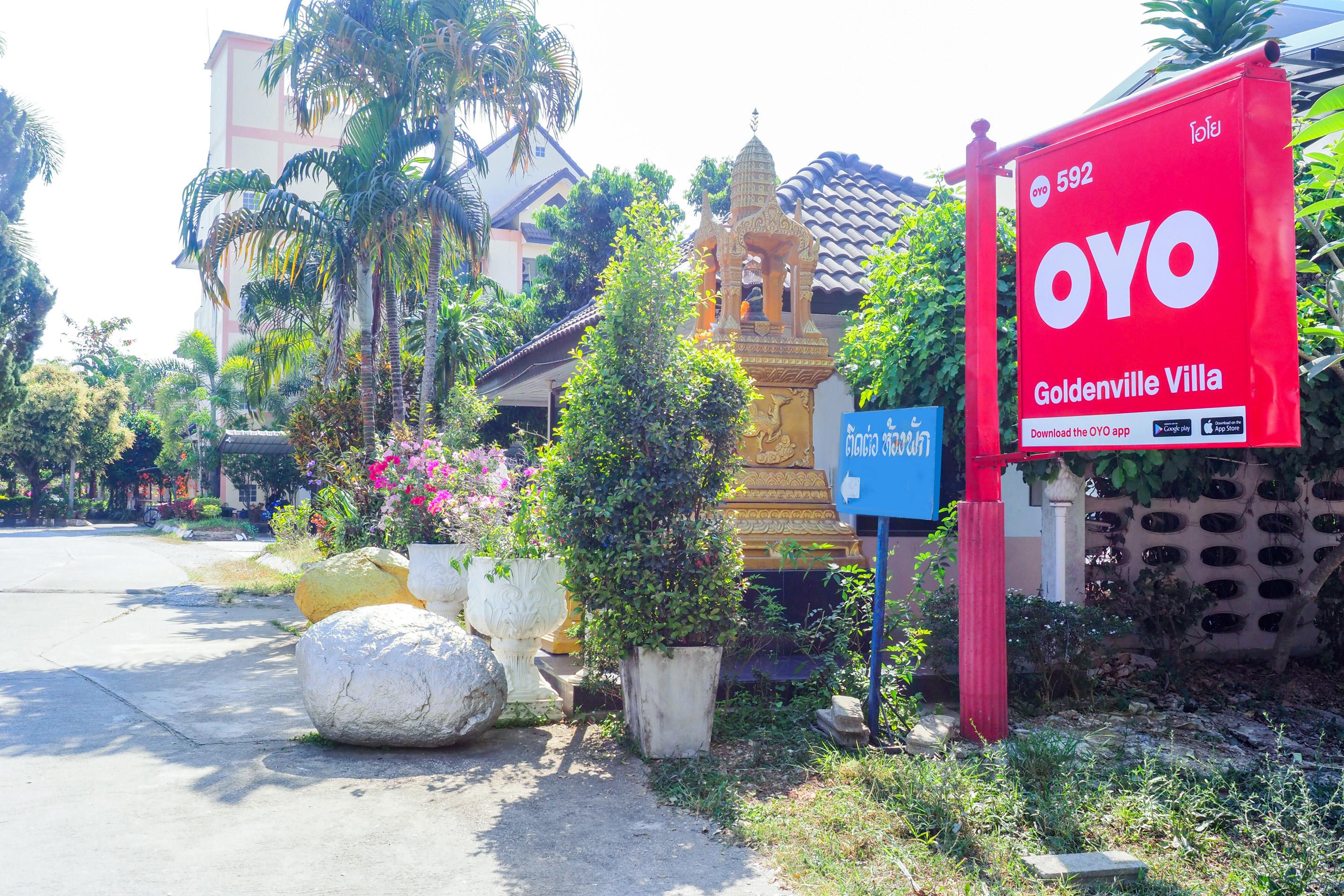 צ'יאנג ריי Oyo 592 Goldenville Villa מראה חיצוני תמונה